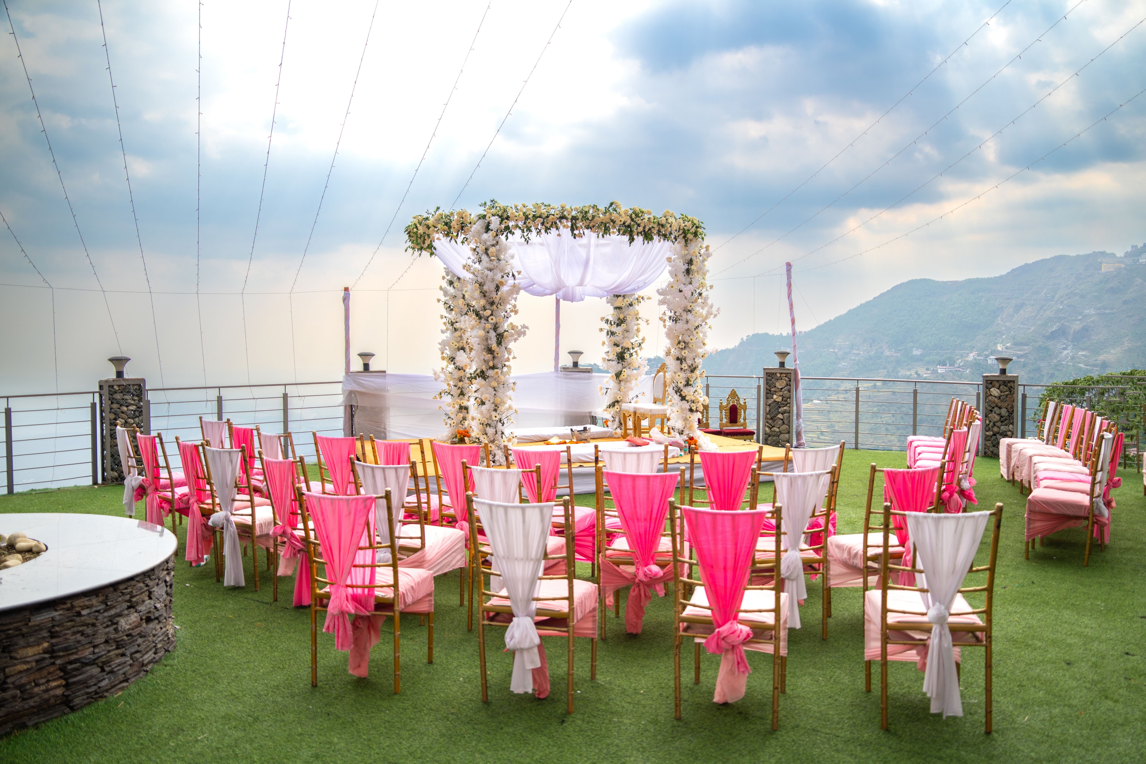 Your Dream Destination Wedding Awaits at Echor