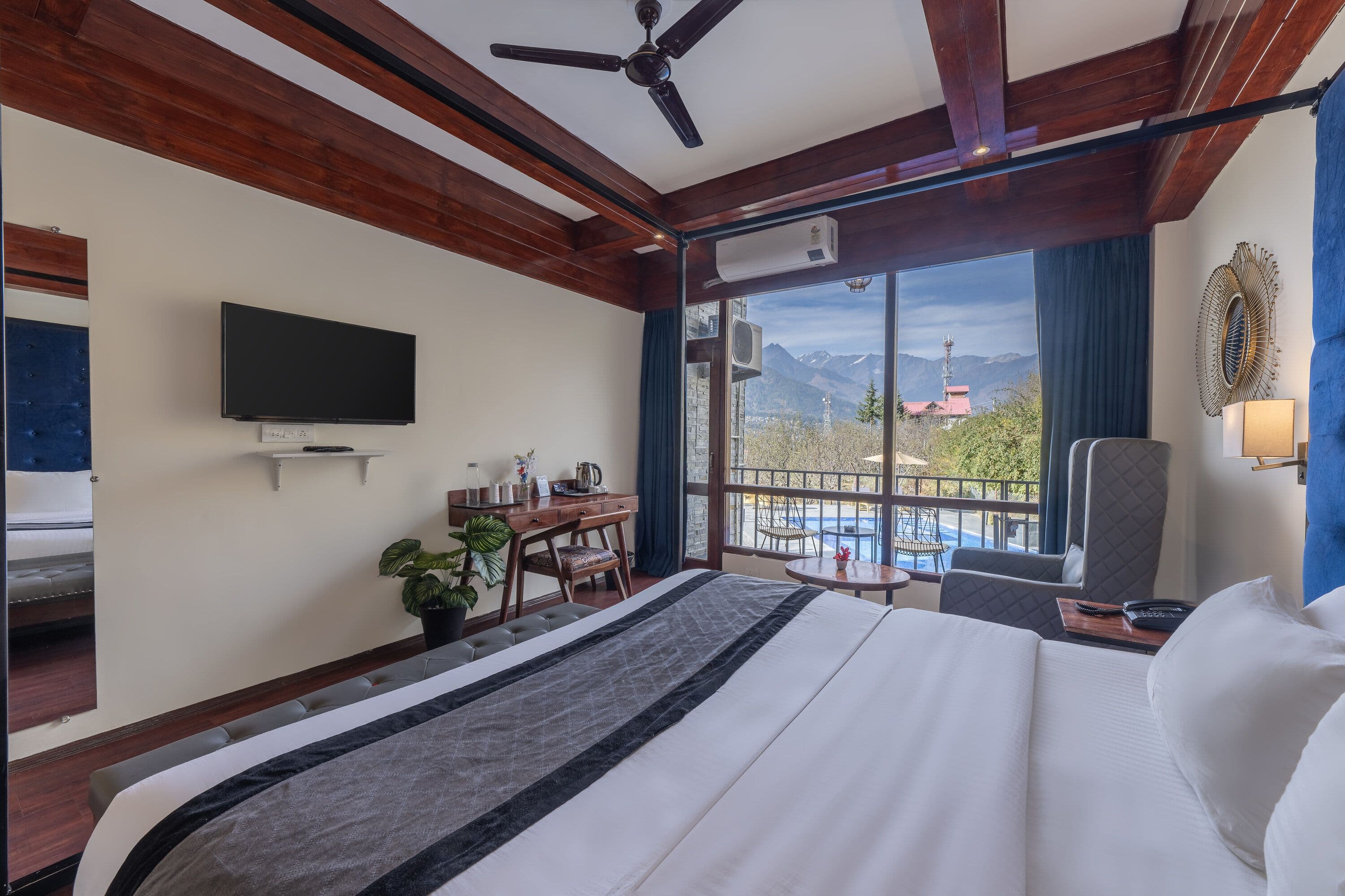 Superior Deluxe Room with Balcony (Pool View)