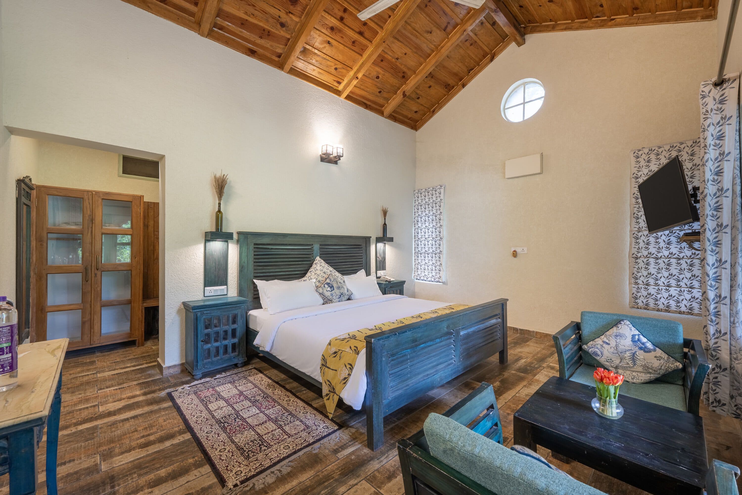Deluxe Room with Balcony (Forest View)
