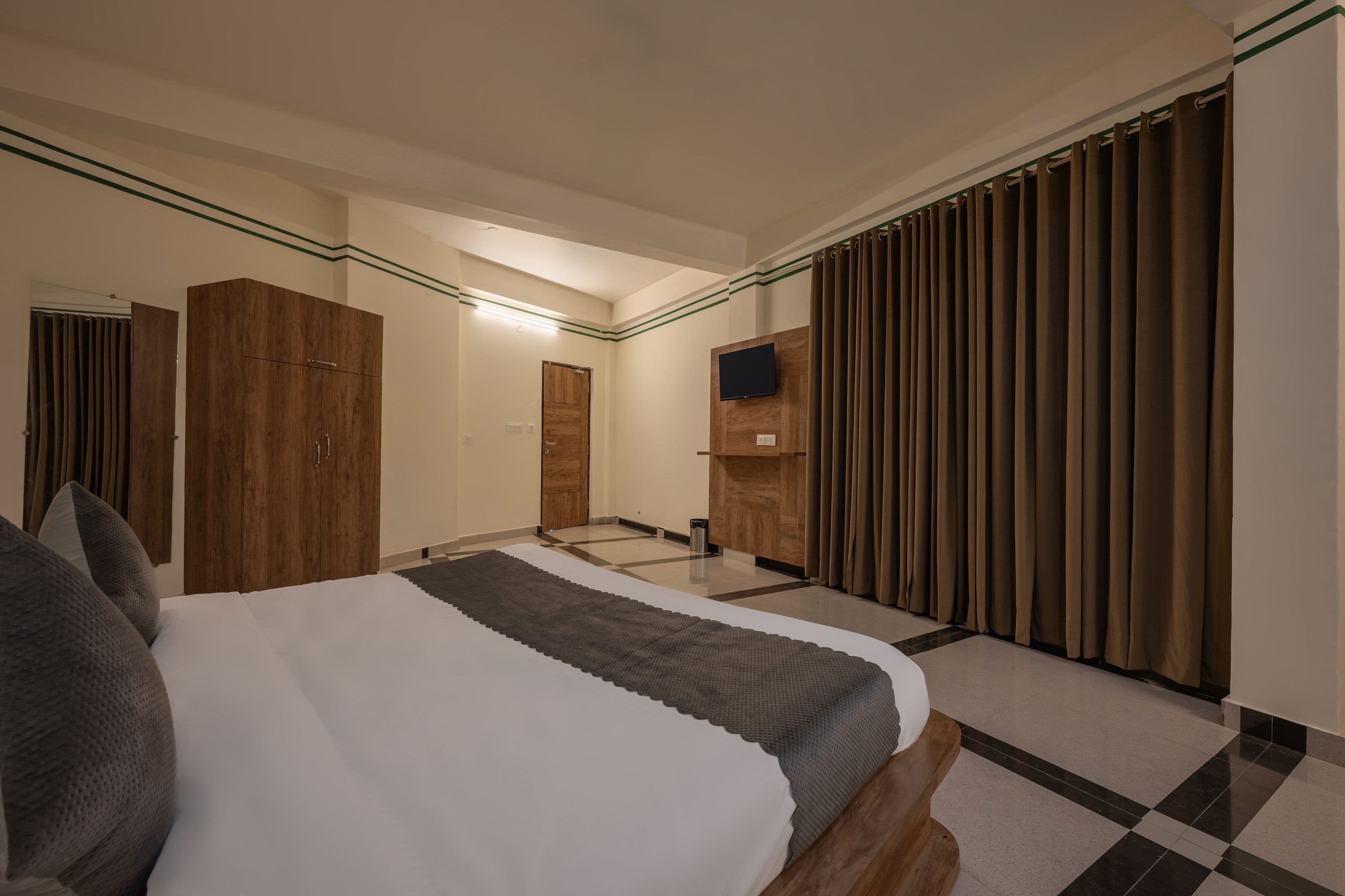 Standard Room (Non View)