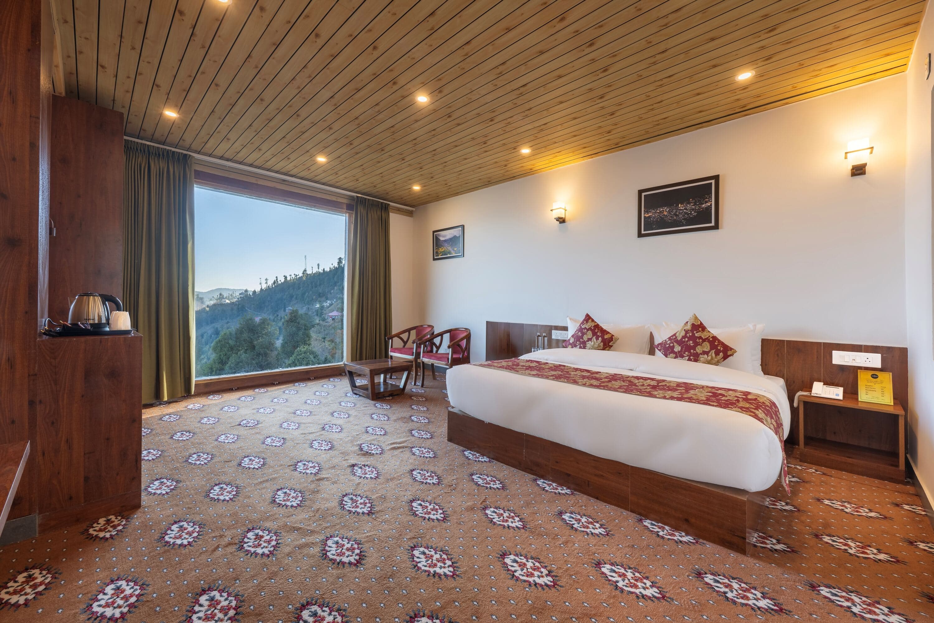 Luxury Classic Room (Valley View)