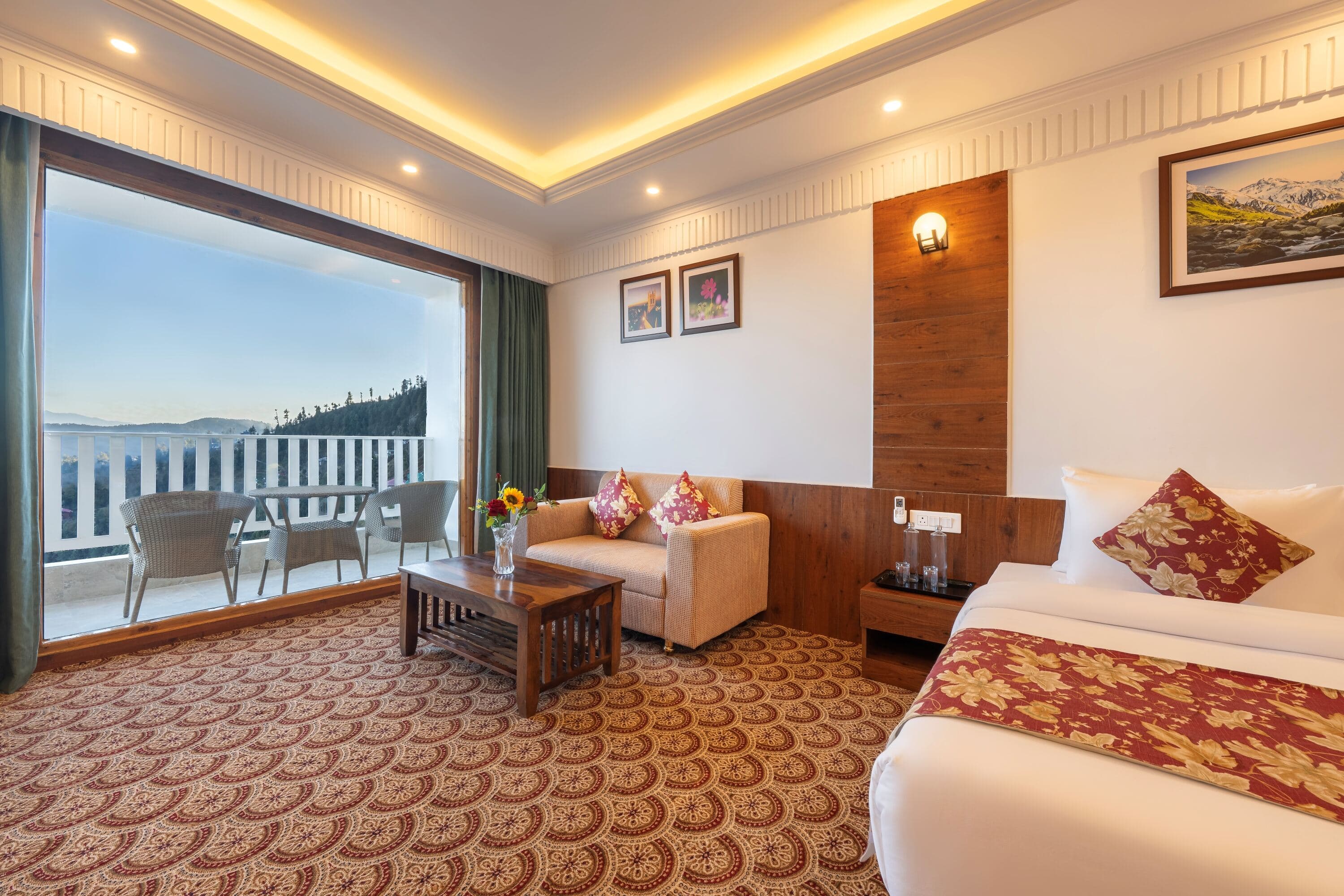 Premium Room with Balcony (Valley View)