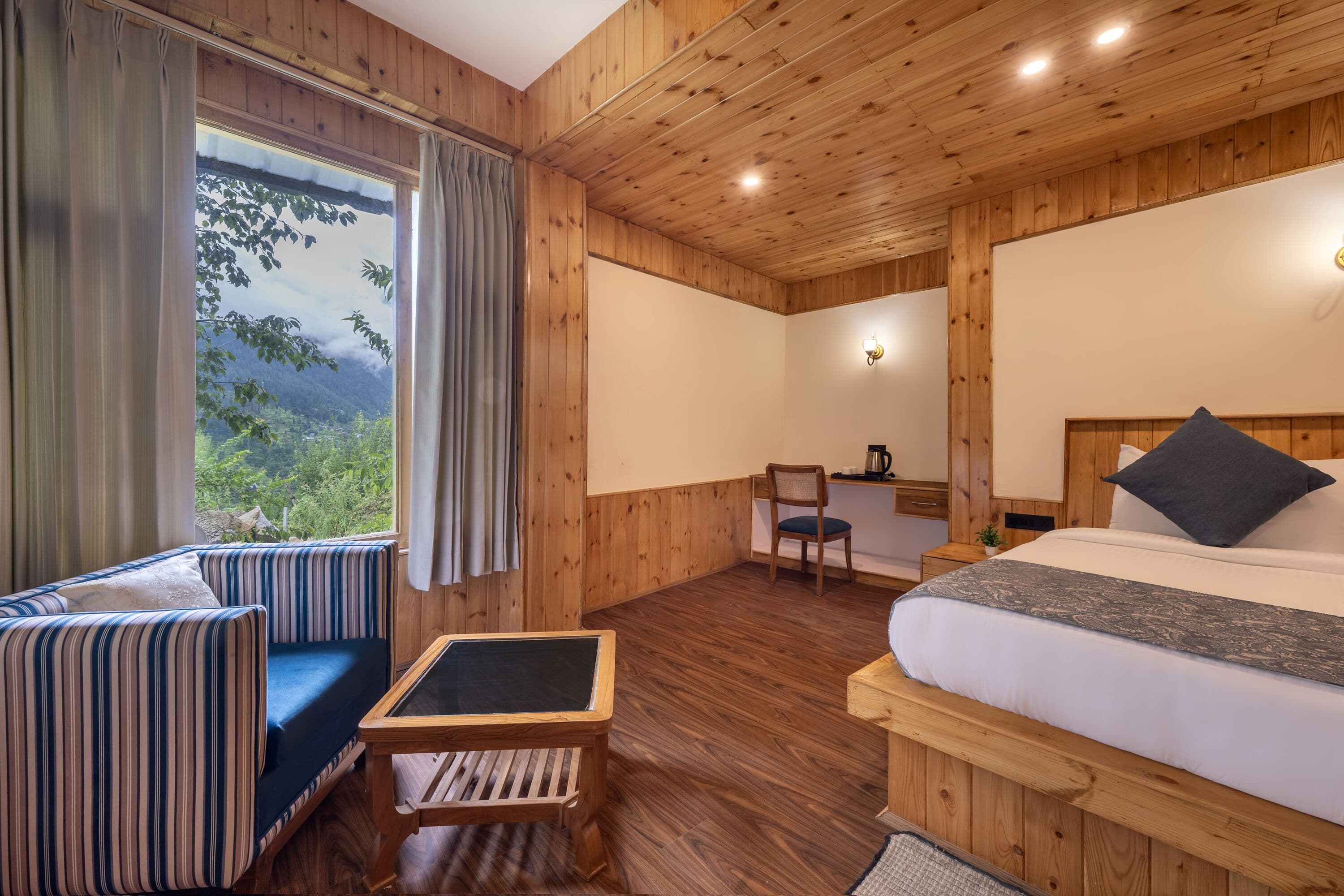 Alpine Village Room