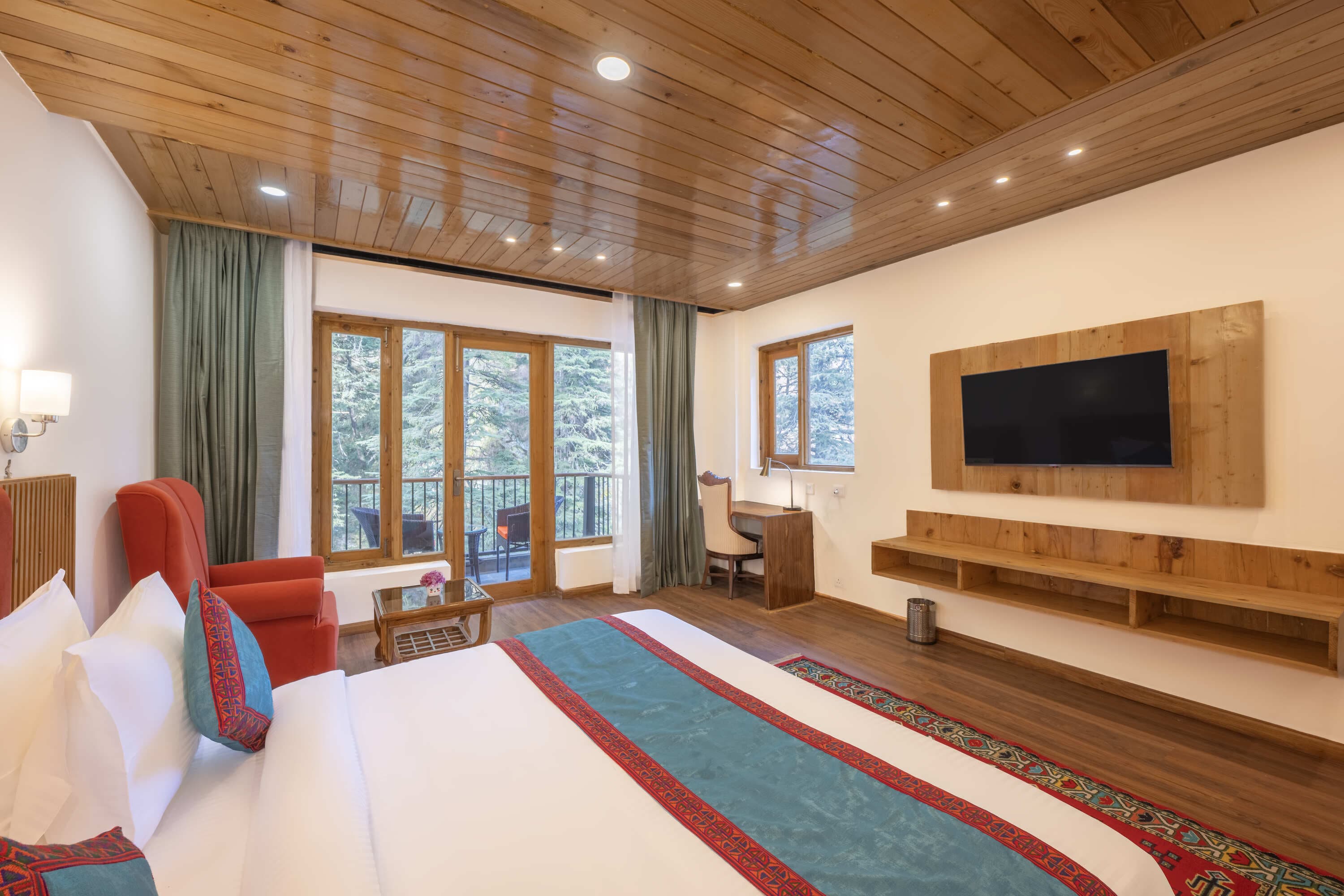 Superior Deluxe Room with Balcony