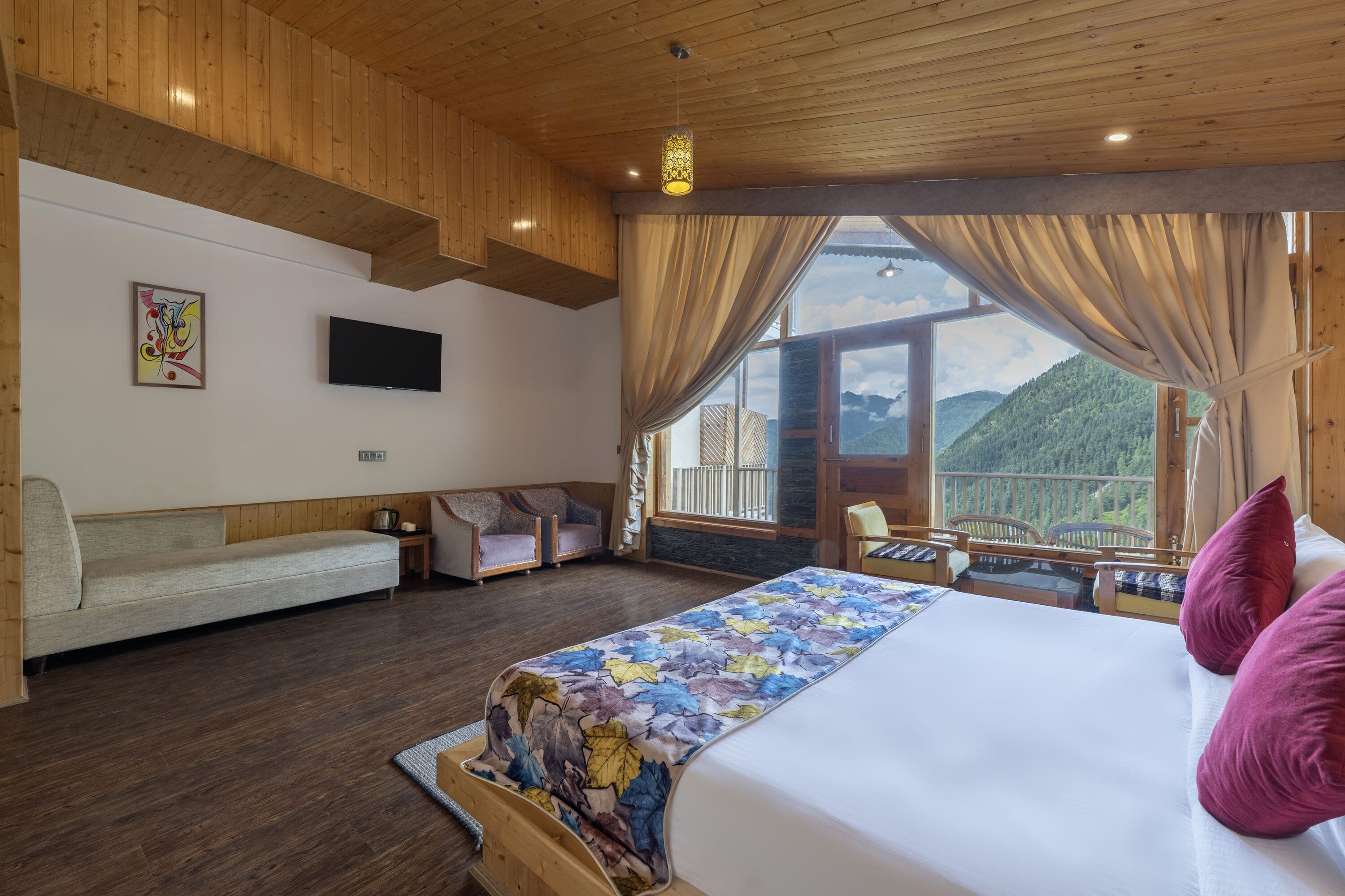 Grand Valley Vista Room with Balcony (Valley View)