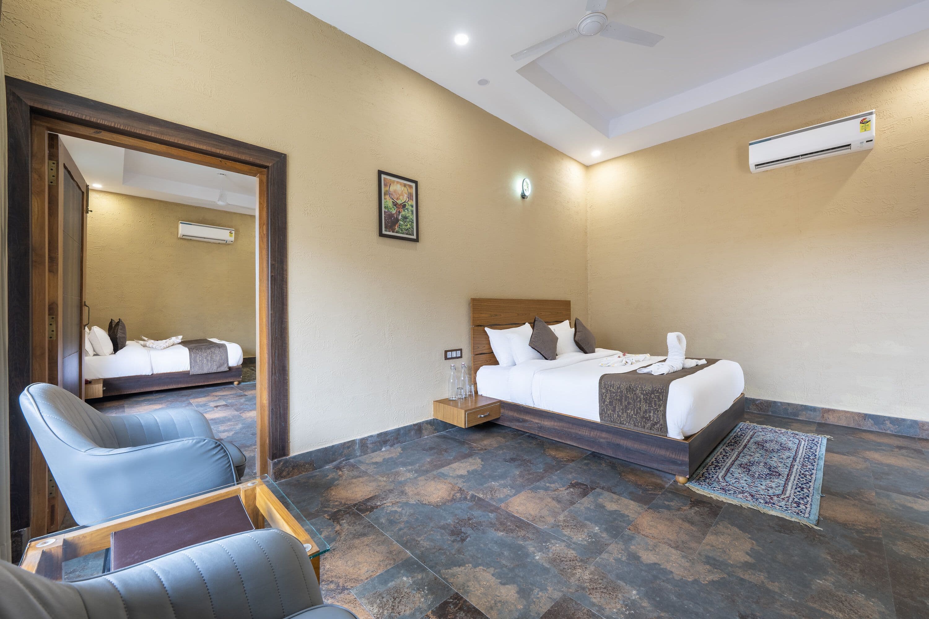 Deluxe Family Room (Partial View)