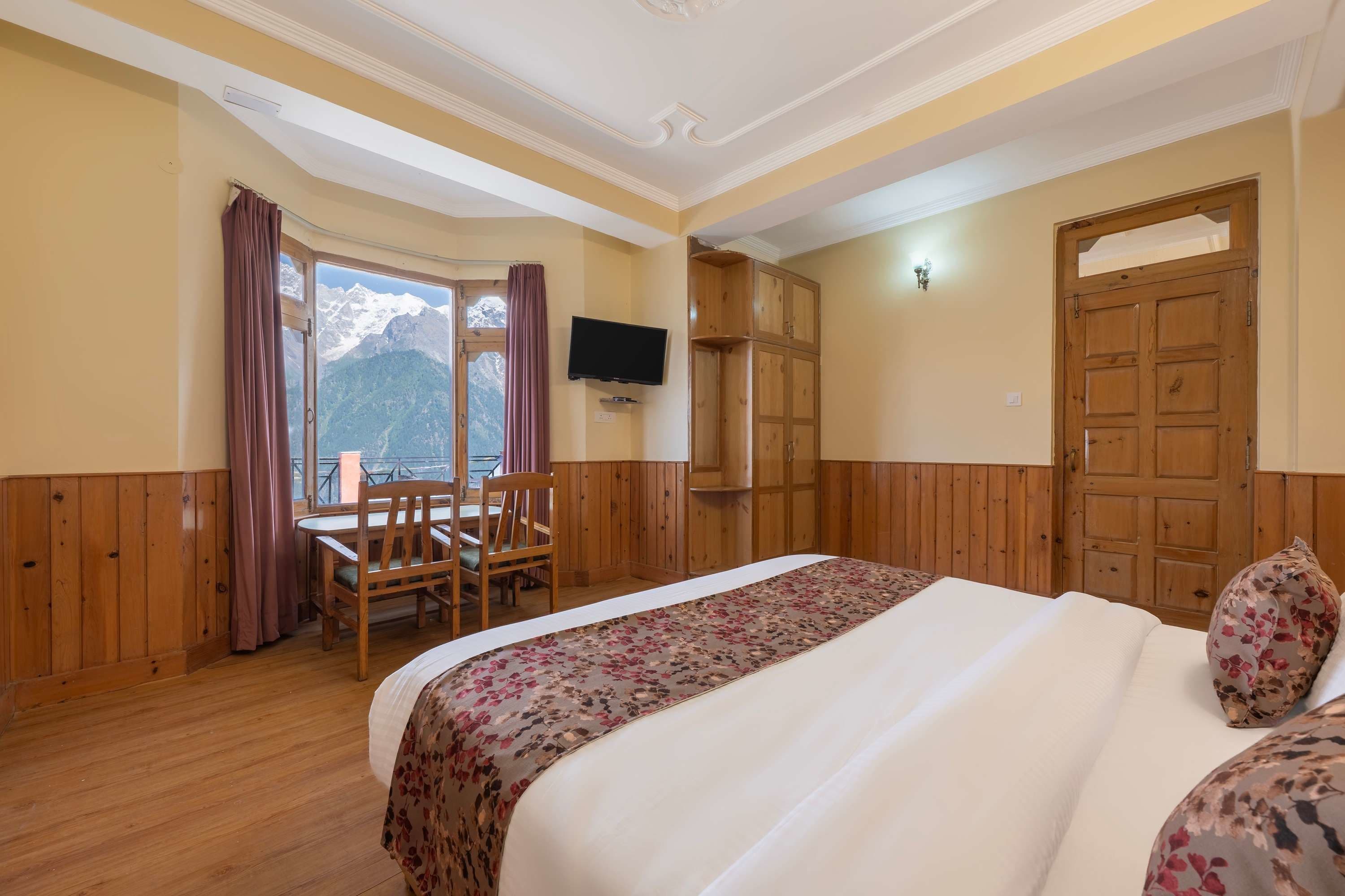 Premium Room with Open Terrace (Mountain View)