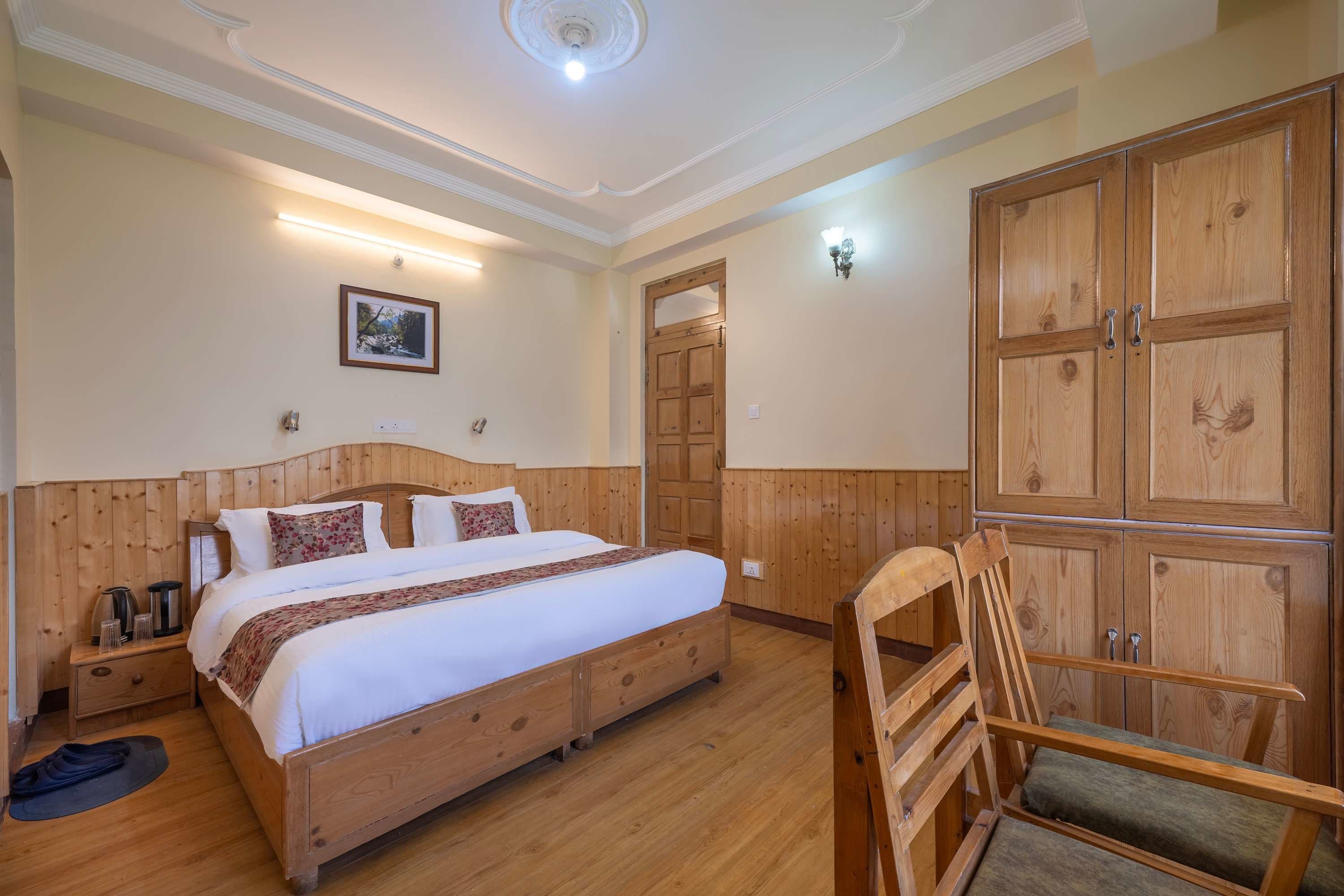 Premium Room with Open Terrace (Mountain View)