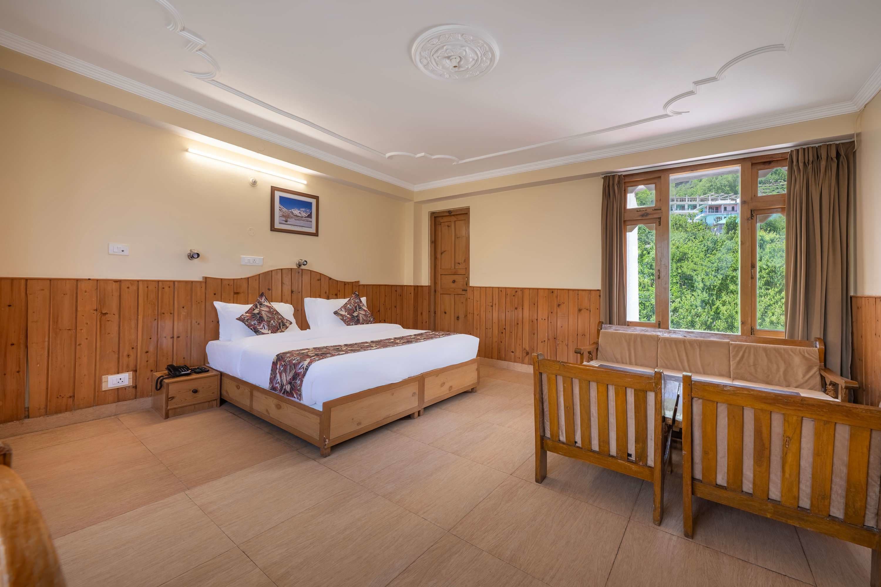 Cottage Room with Open Terrace (Mountain View)