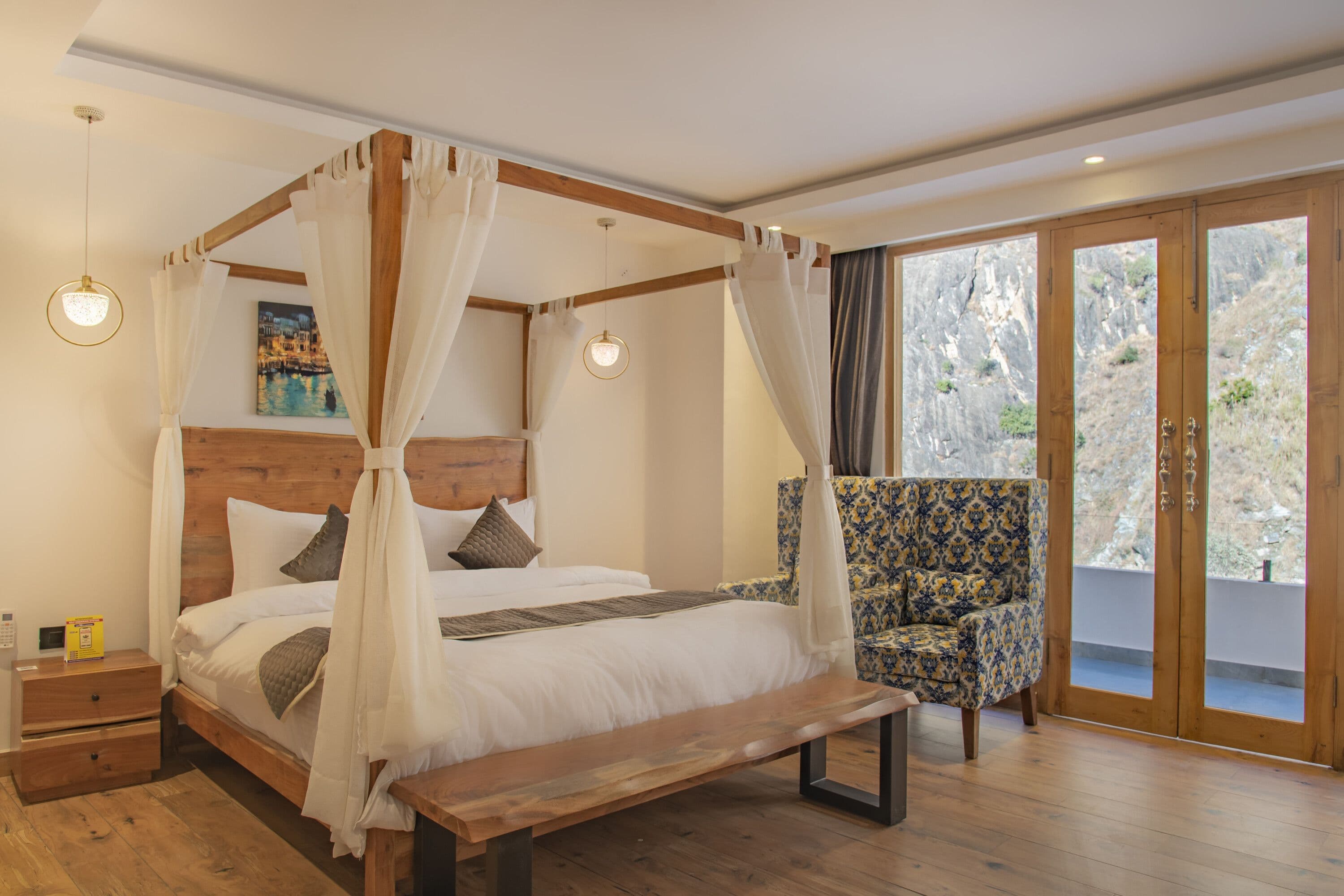 Diverse Accommodation Styles