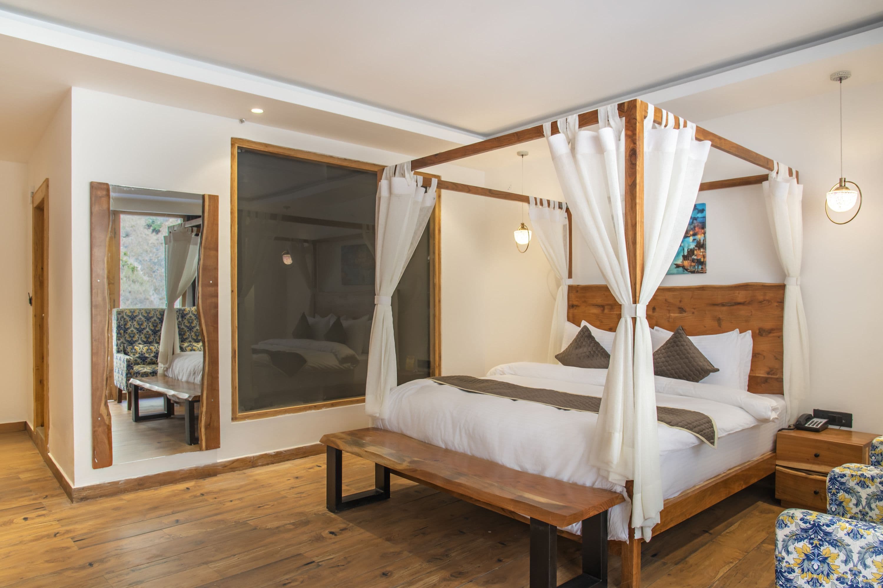 Luxury Room with Balcony (River View)