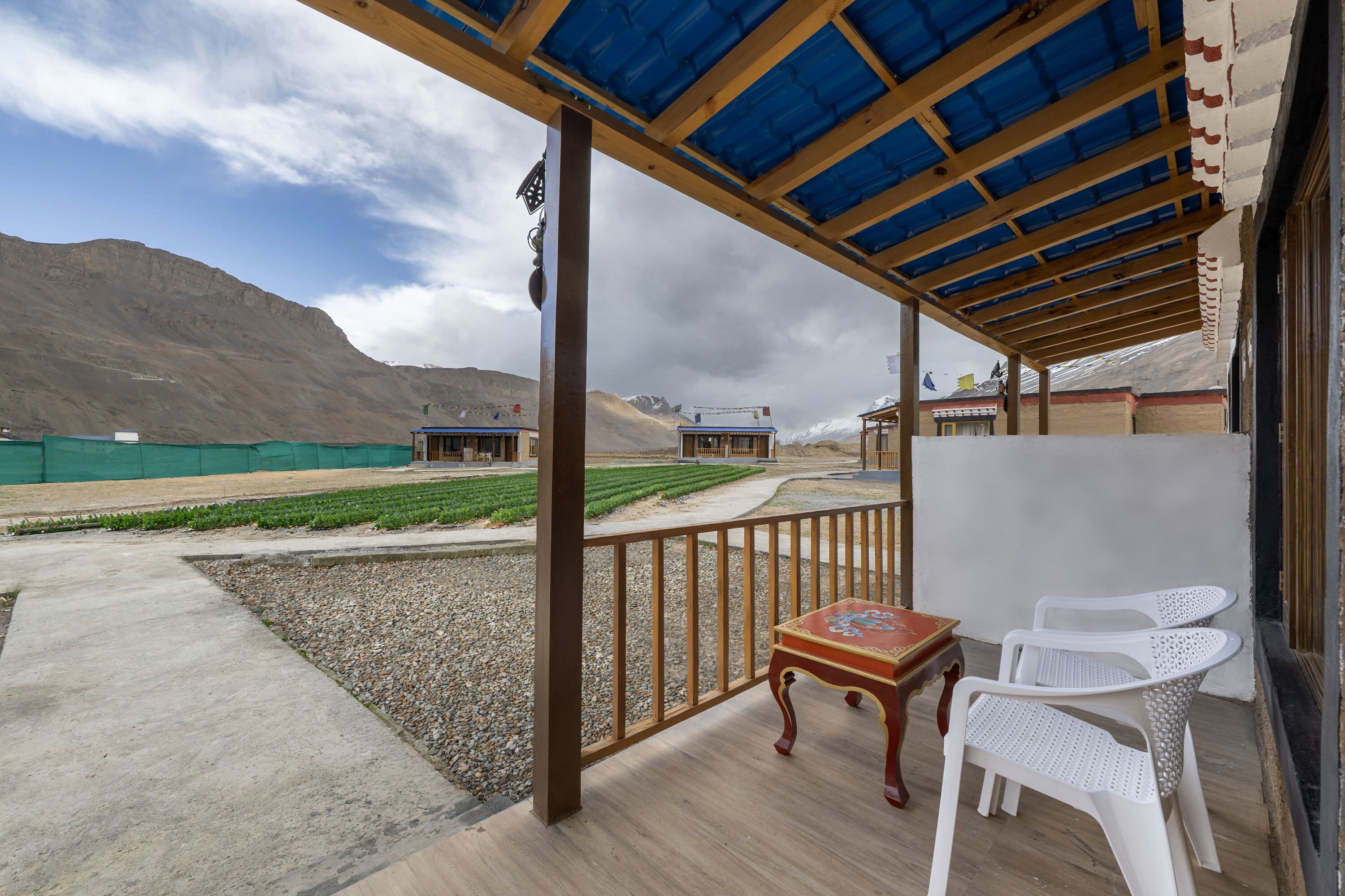 Mud Huts with Private Deck (Valley View)