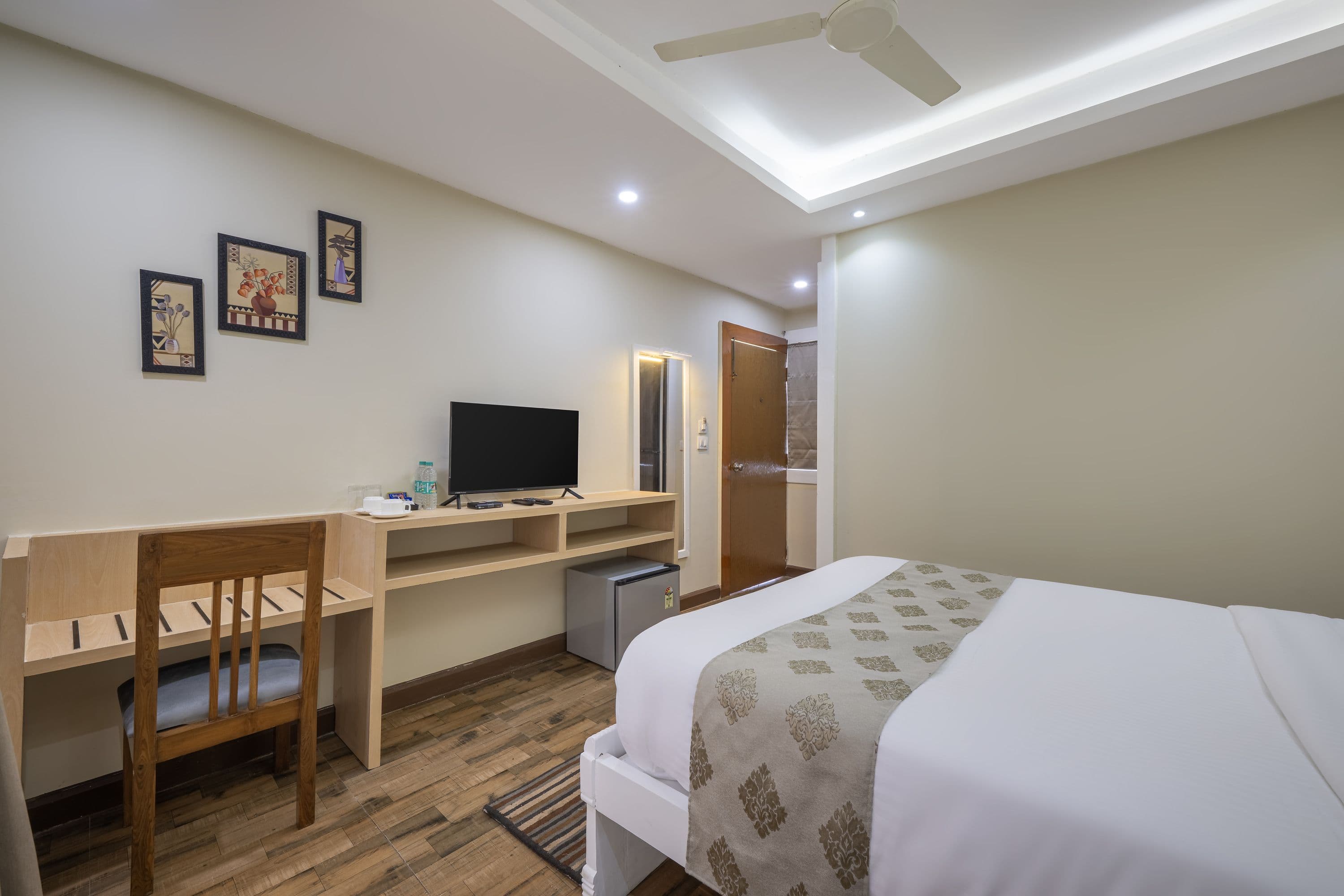 Deluxe Room with Private Deck
