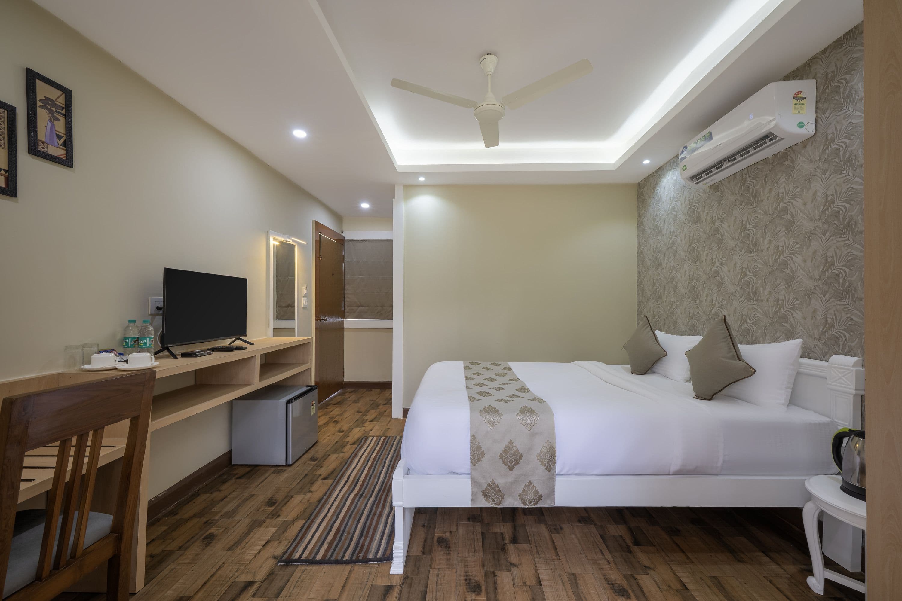 Deluxe Room with Private Deck