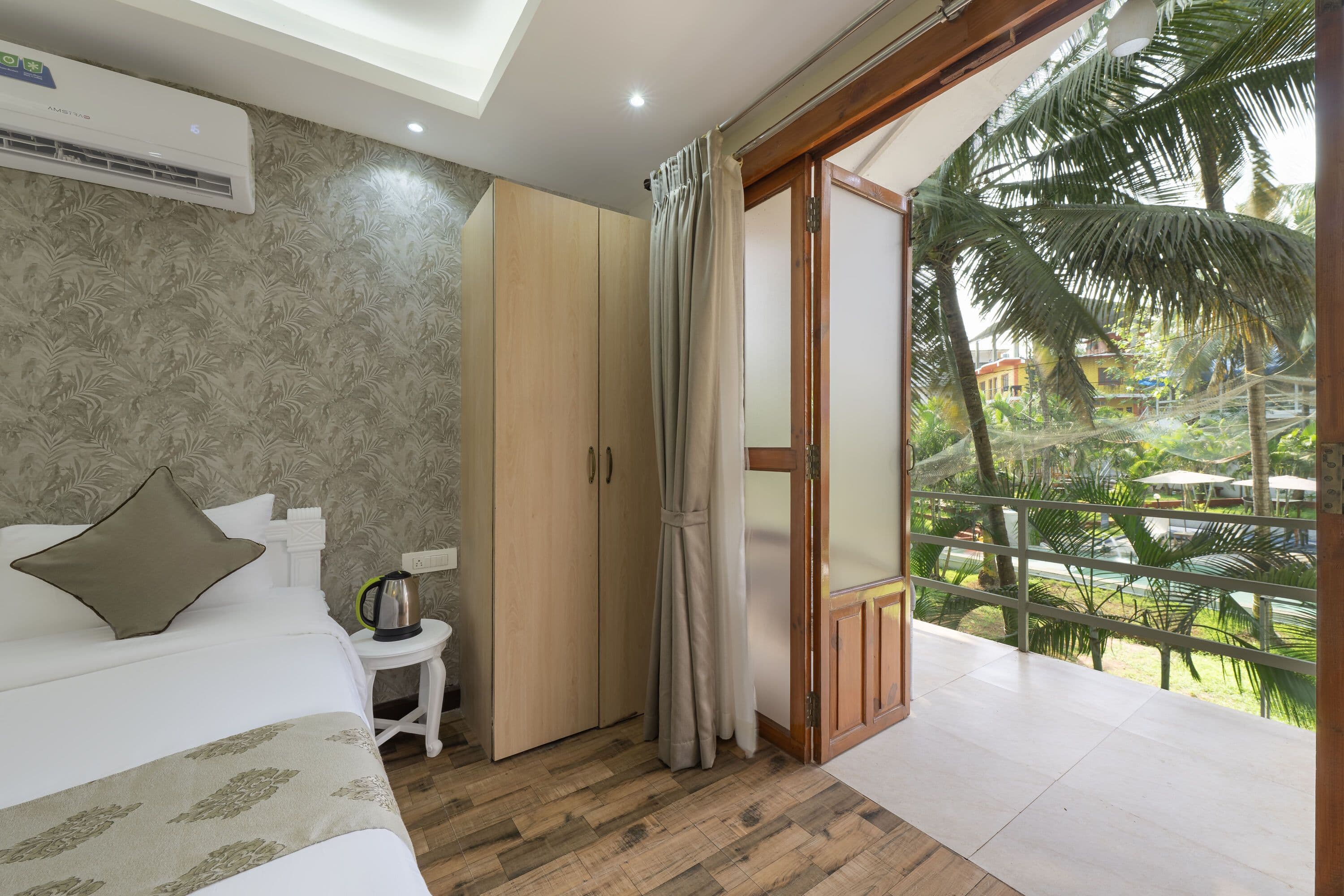 Premium Room with Balcony