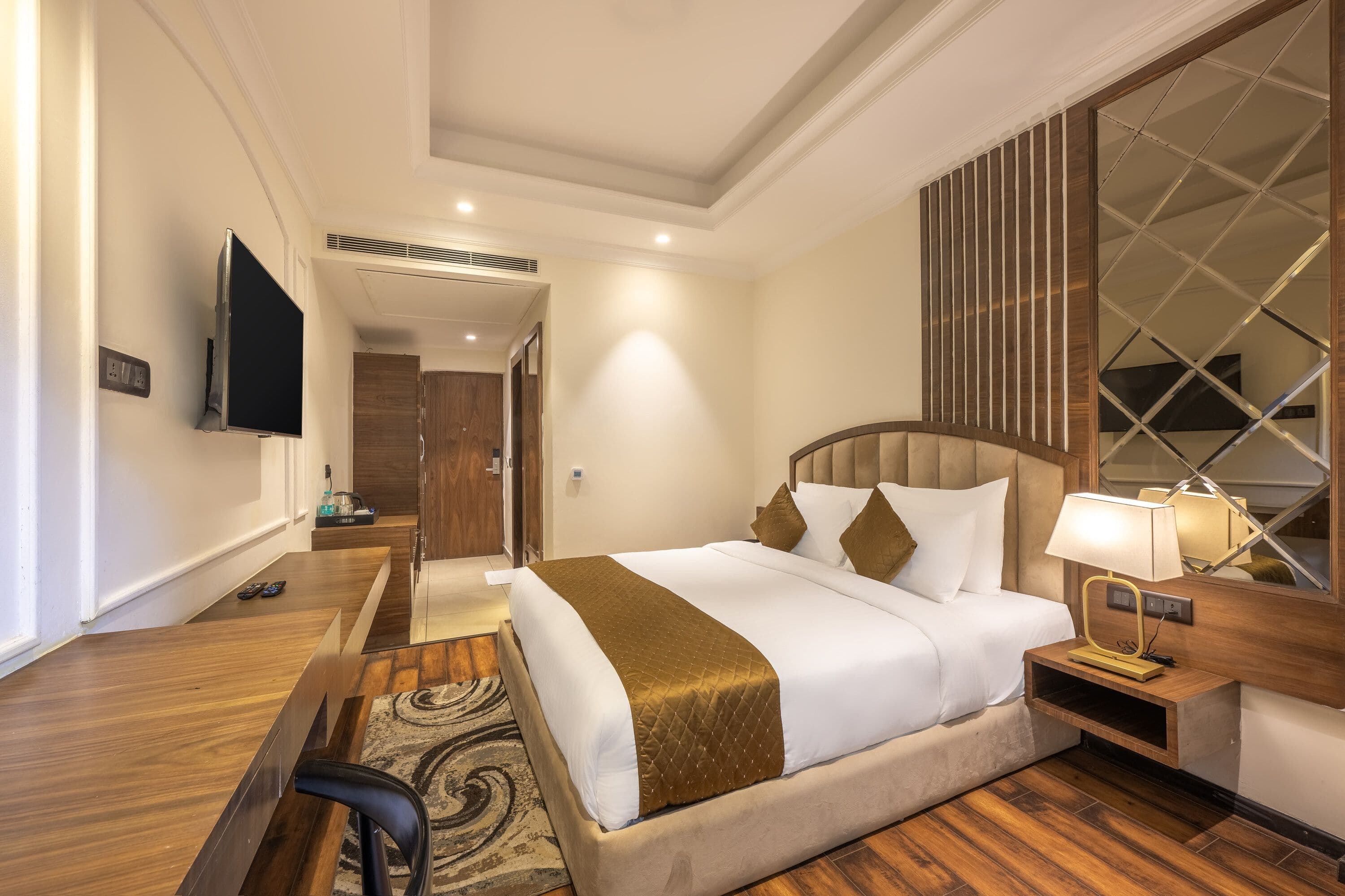 Executive Room with Balcony (Non View)