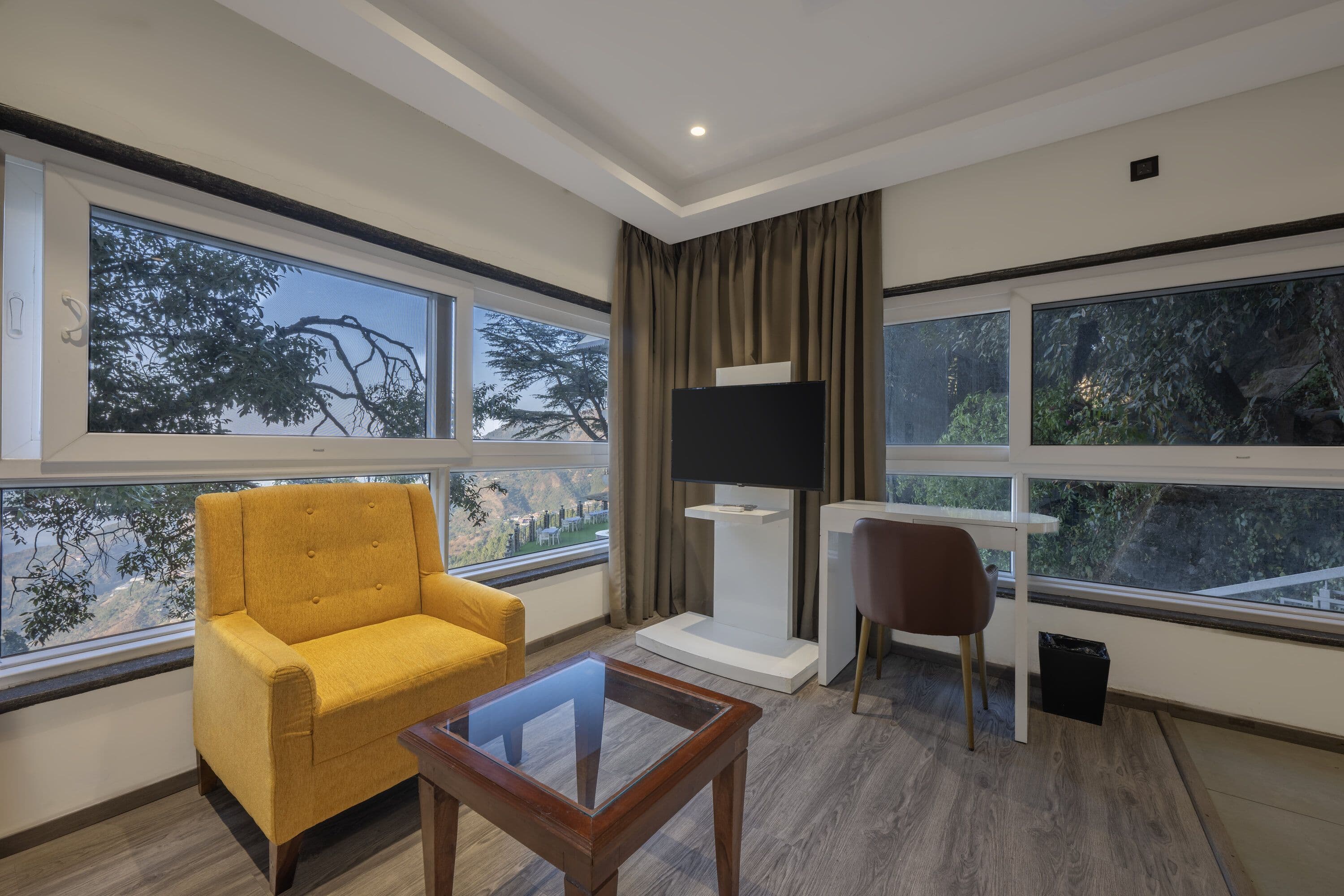 Club Stellar Room (Valley View)