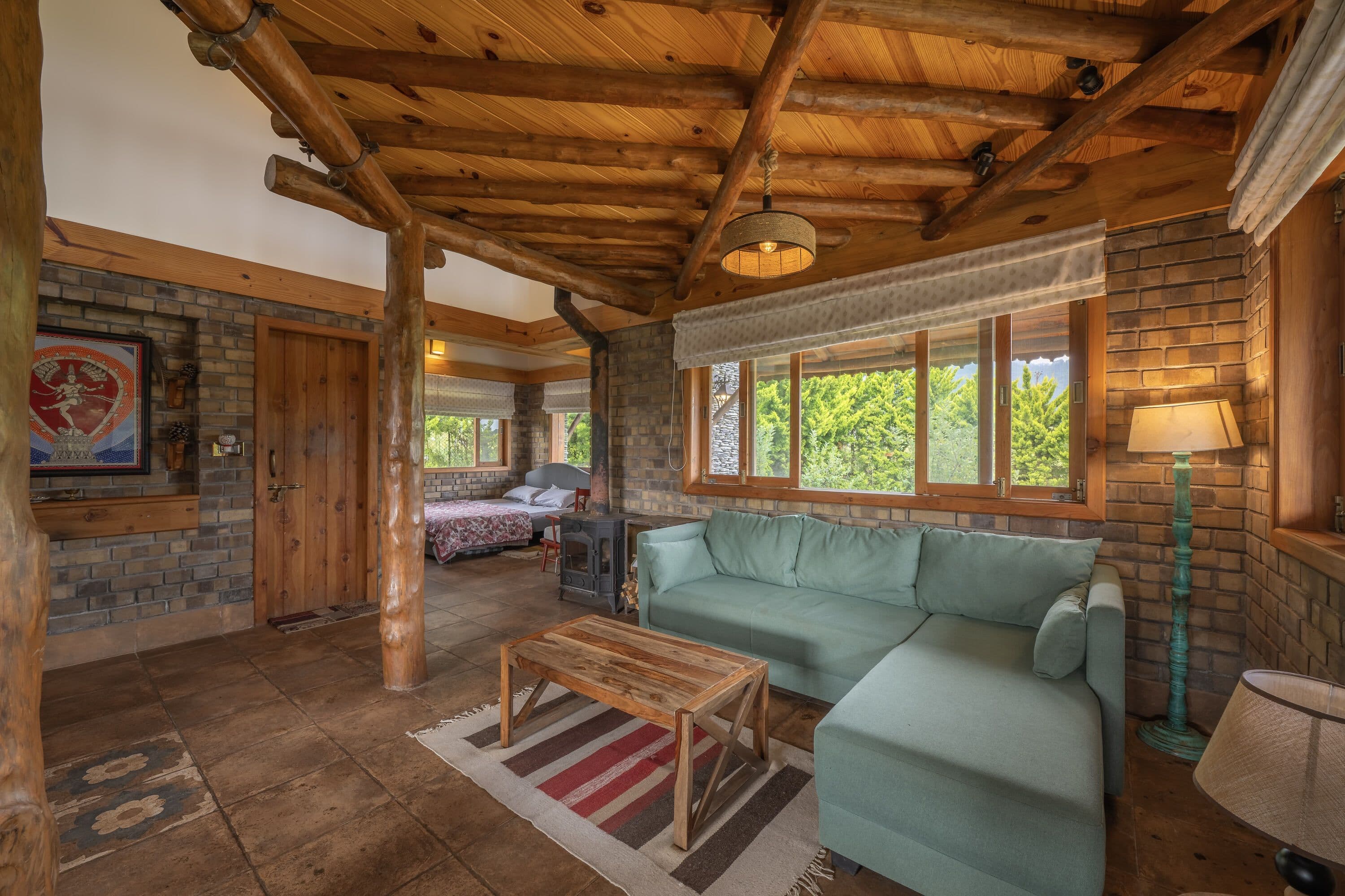 Tranquil Mountain Hideaway (Mountain View)