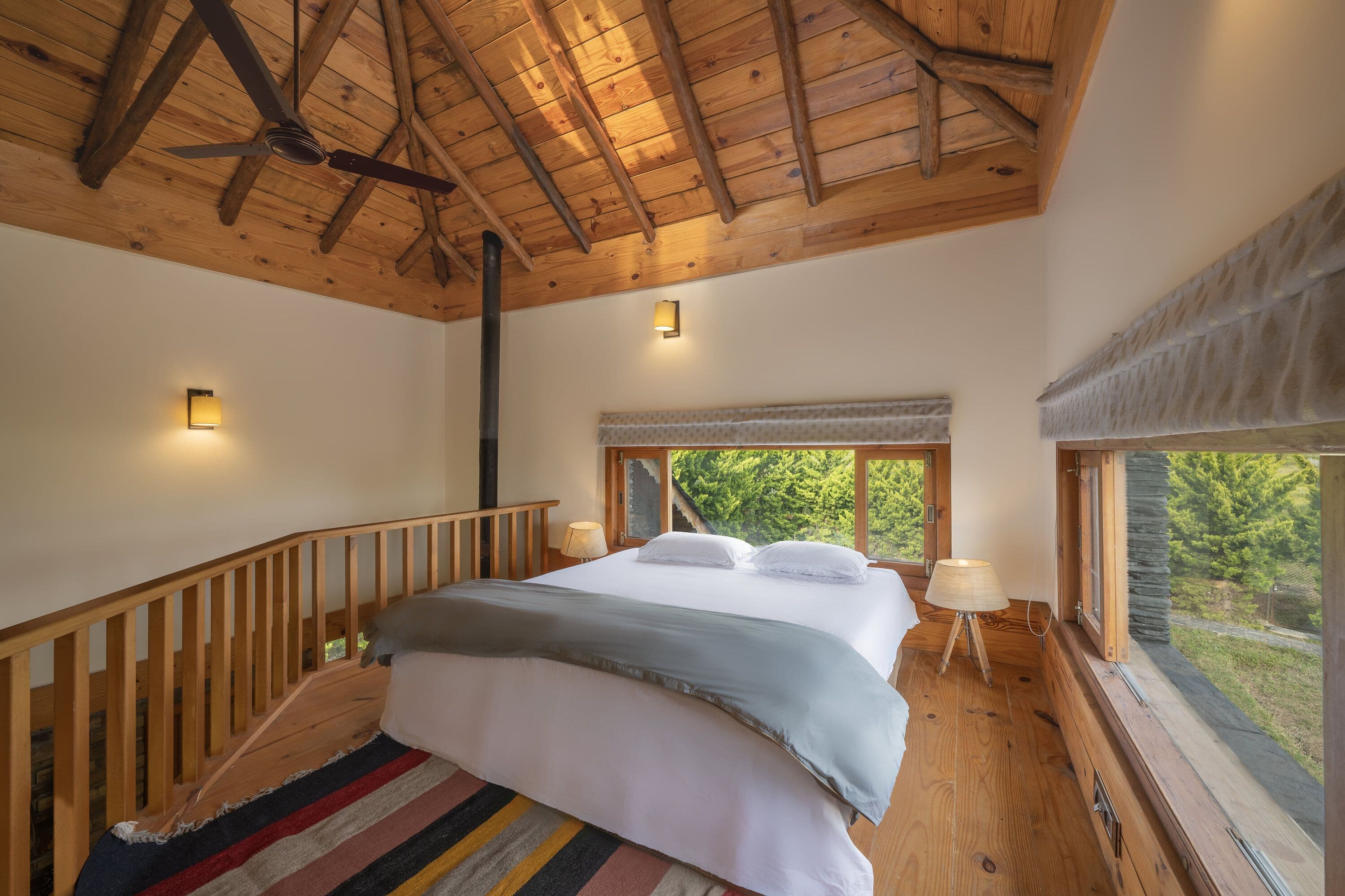 Tranquil Mountain Hideaway (Mountain View)