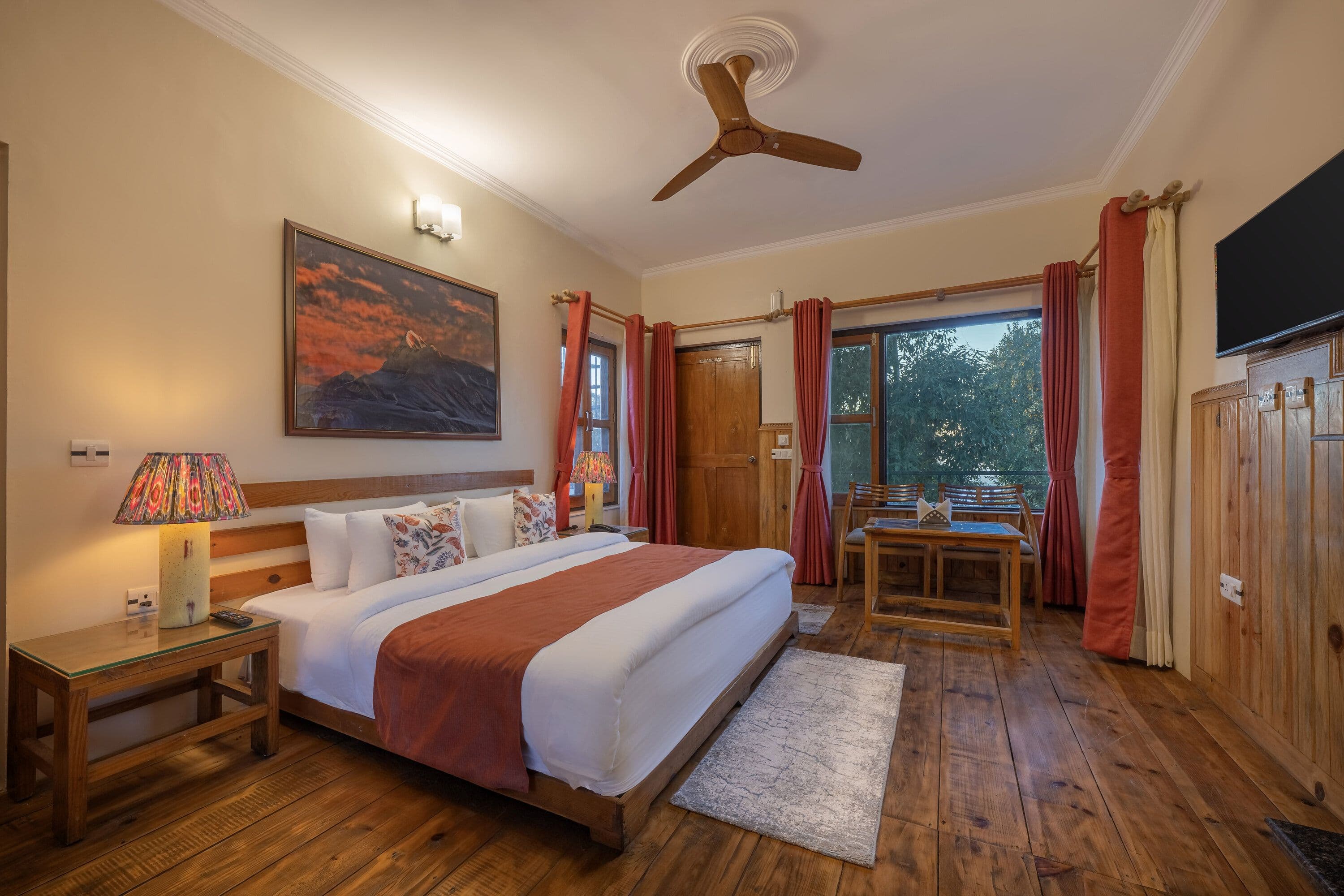 Deluxe Room (Mountain View)