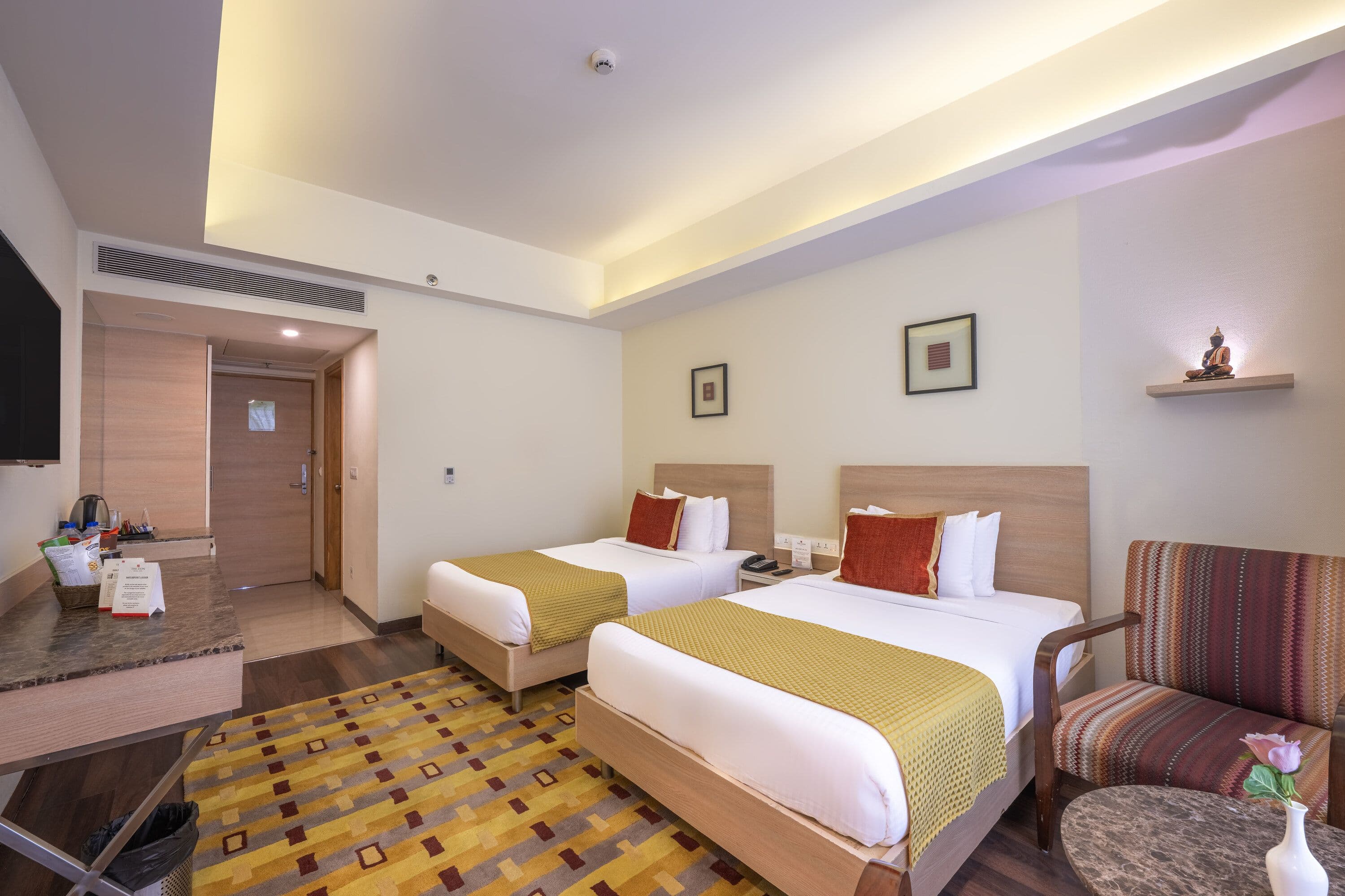 Deluxe Twin Room (NON View)