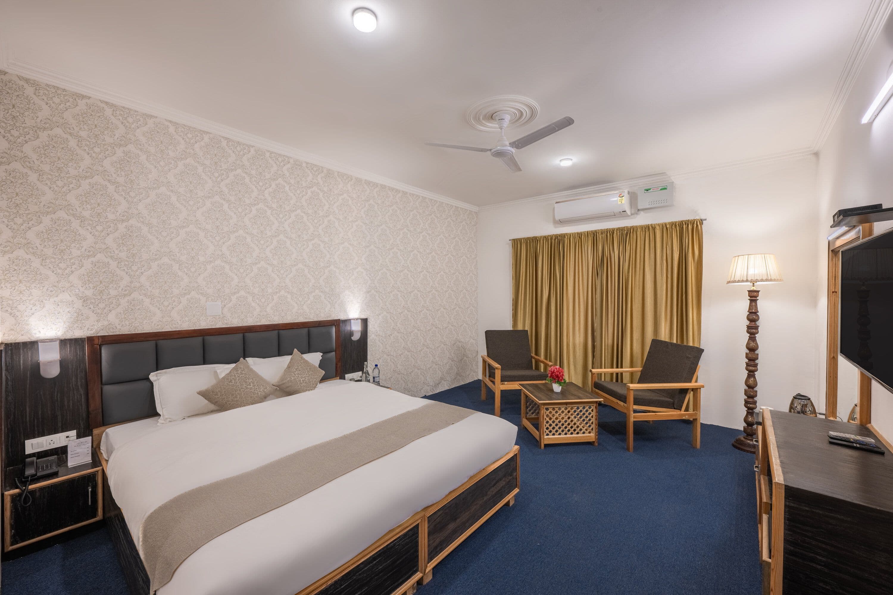 Deluxe Room (Garden View)