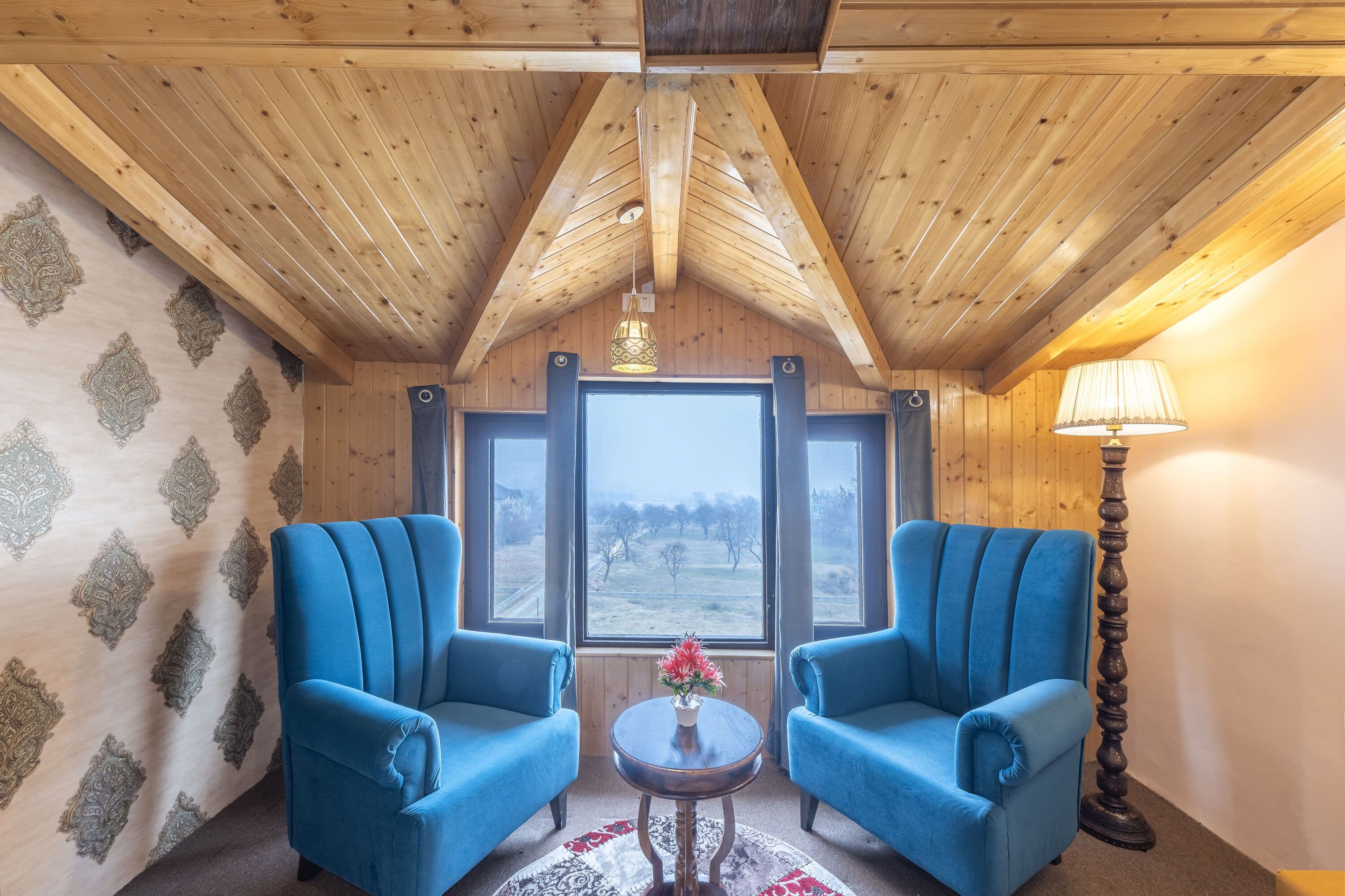 Cottage Room (Lake View)