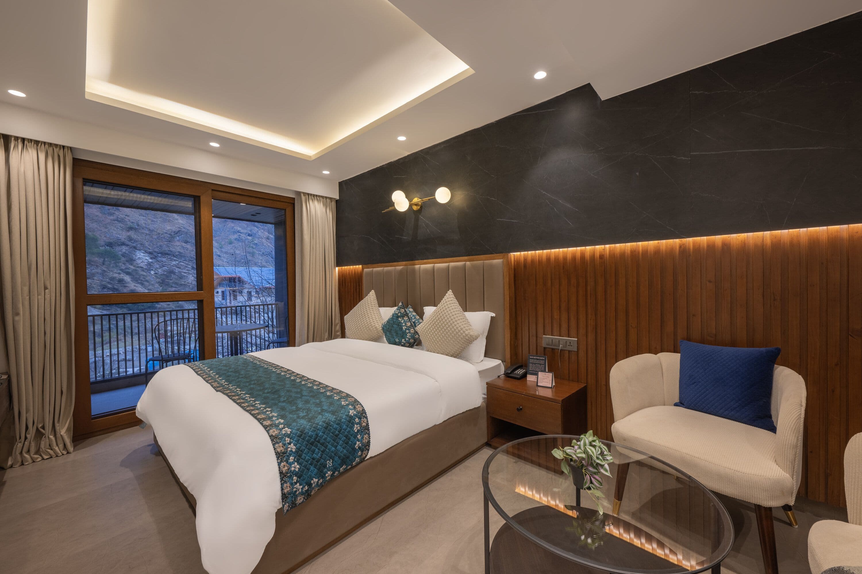 The Hideaway Room with Balcony (Valley View)