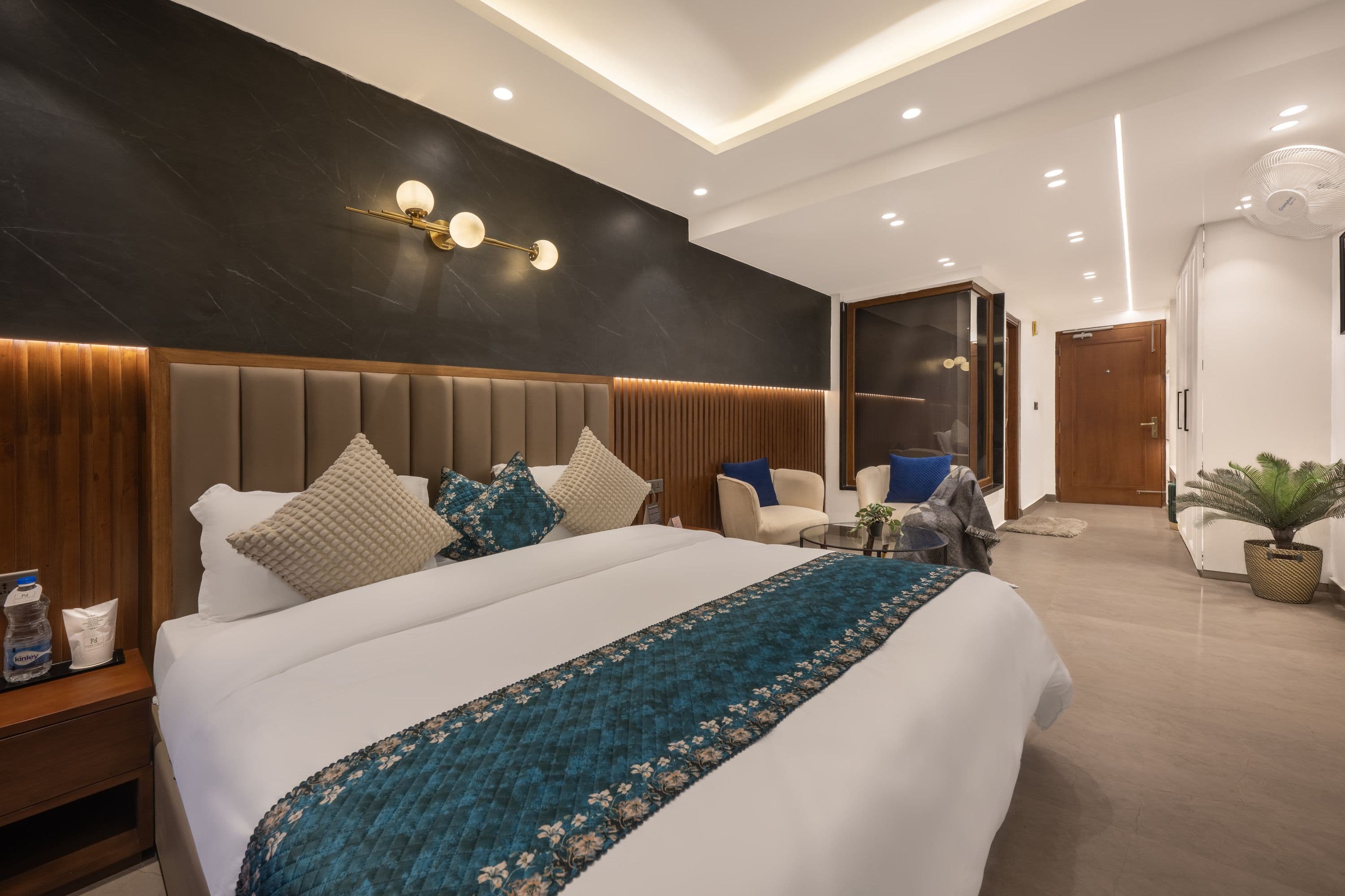 The Hideaway Room with Balcony (Valley View)